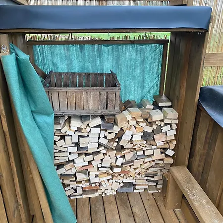 Lodge Cw Harmony Mini Chatka, Sauna & Koupaci Sud *